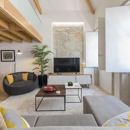 Lovelystay-Modern Loft City Center Porto Bagian luar foto