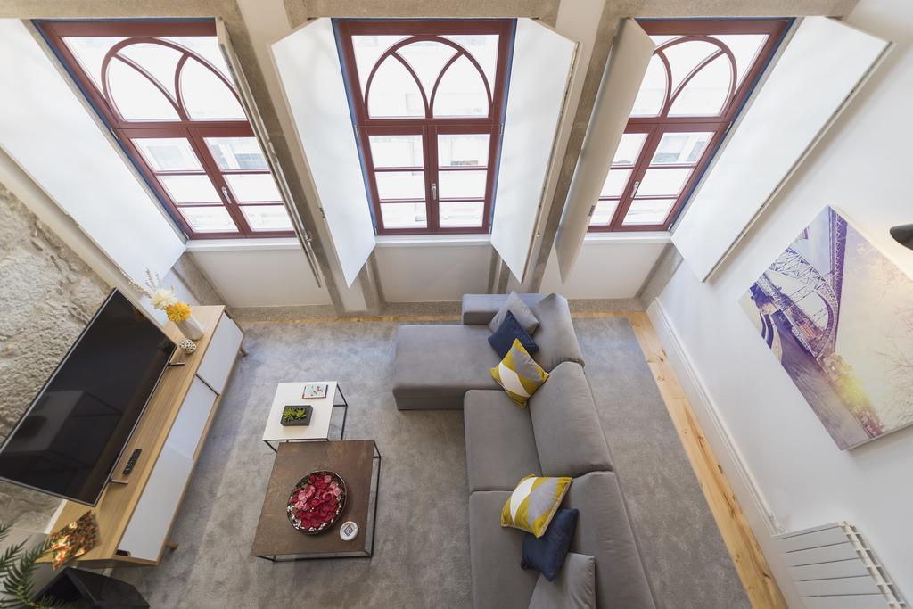Lovelystay-Modern Loft City Center Porto Bagian luar foto