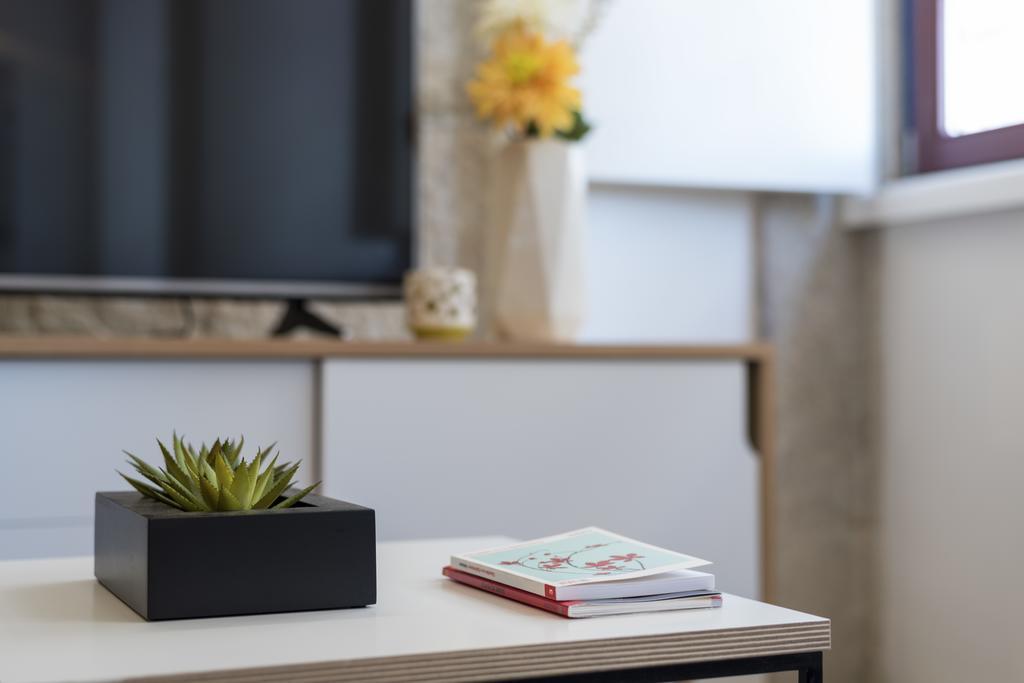 Lovelystay-Modern Loft City Center Porto Bagian luar foto